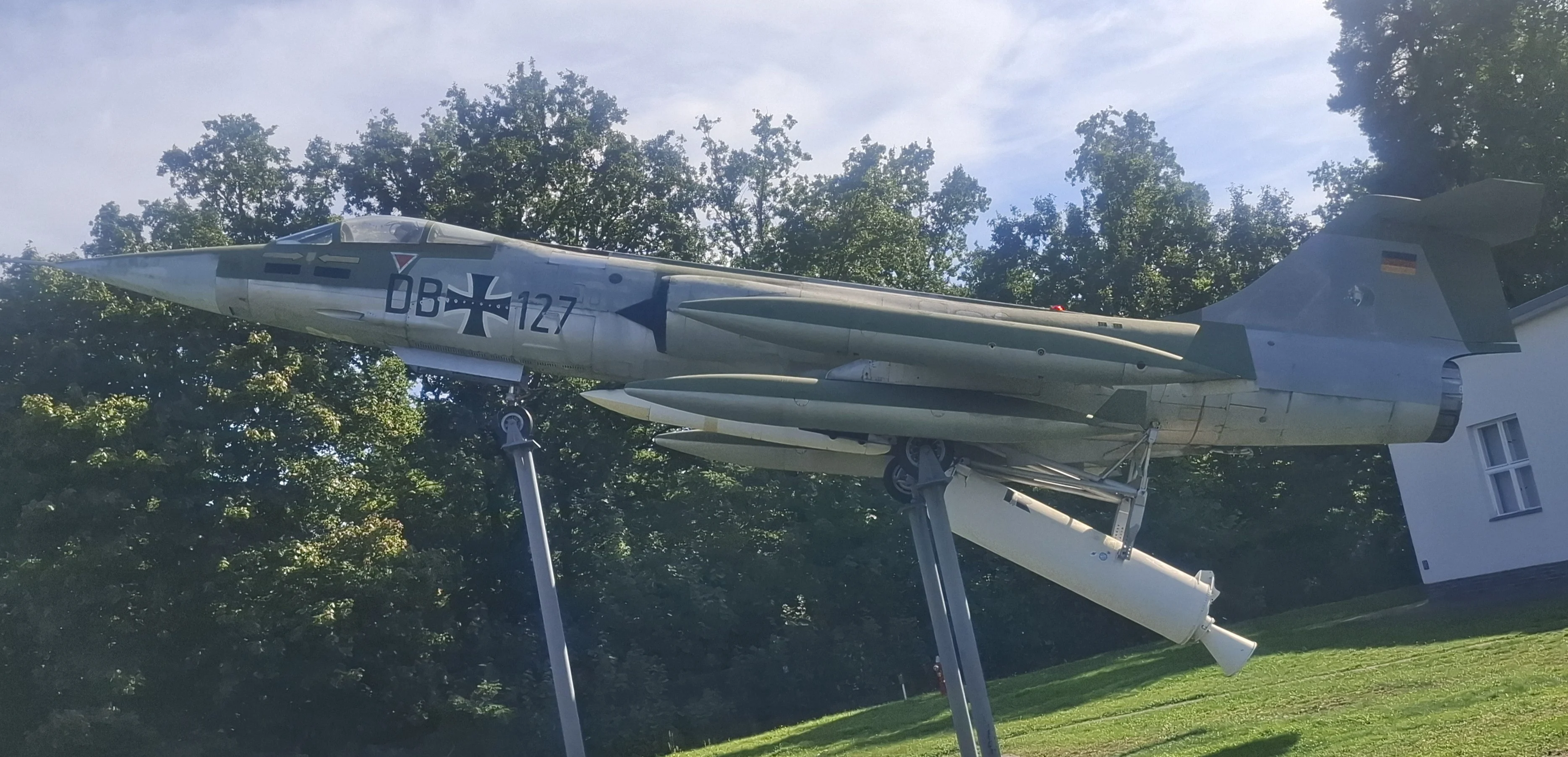 Tour zum Militärhistorischem Museum auf dem Flugplatz Berlin – Gatow Logo