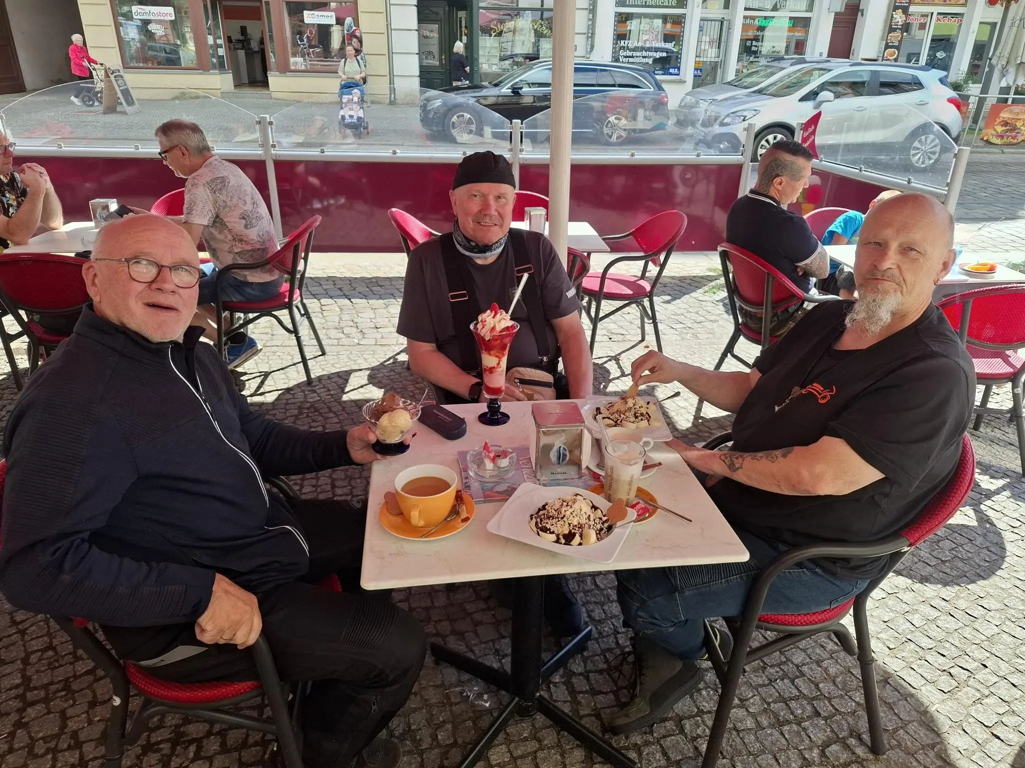 Rollerfreunde Prignitz beim Eisschlemmen