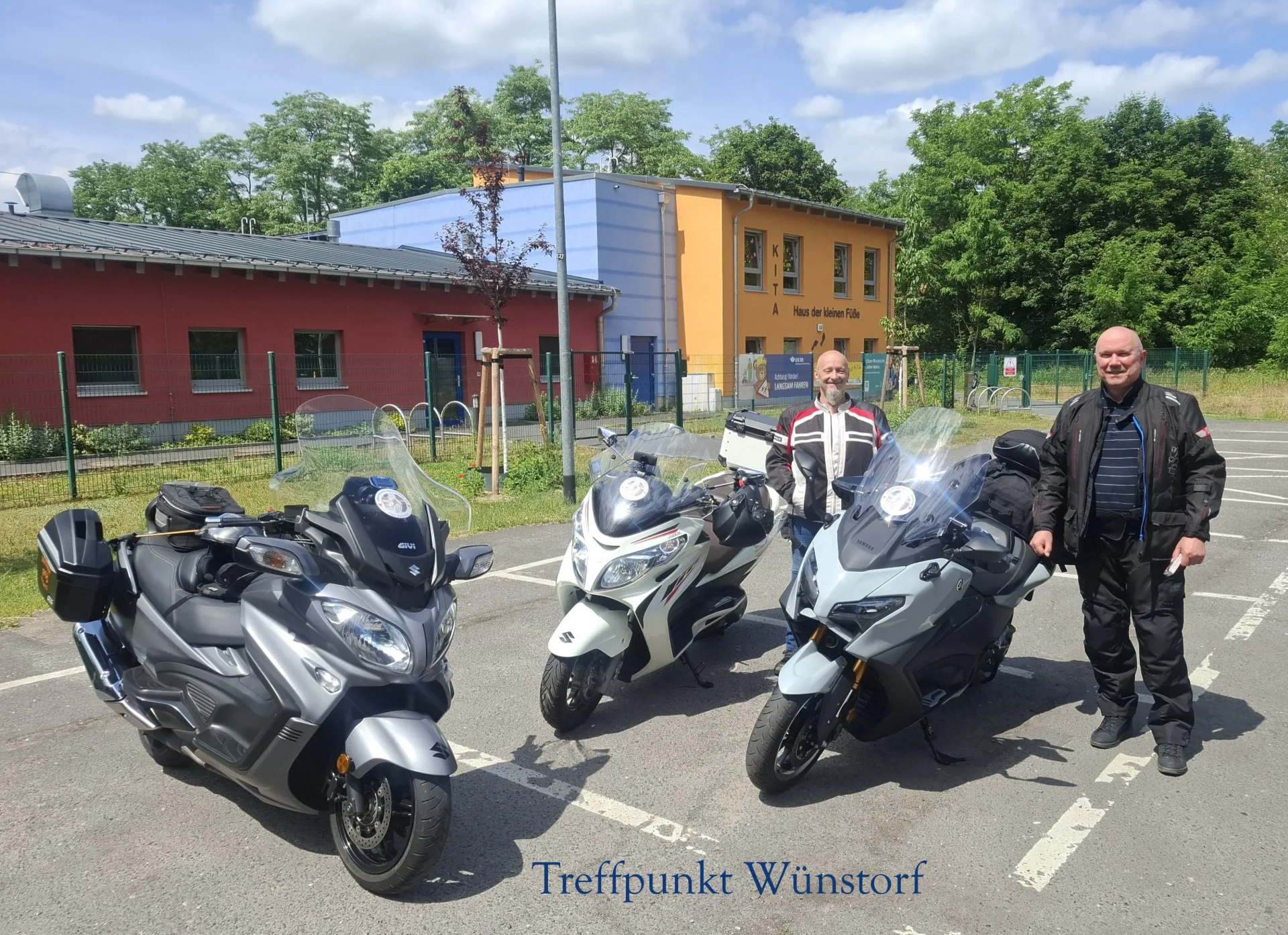 Treffpunkt Wünstorf – Roller auf dem Parkplatz
