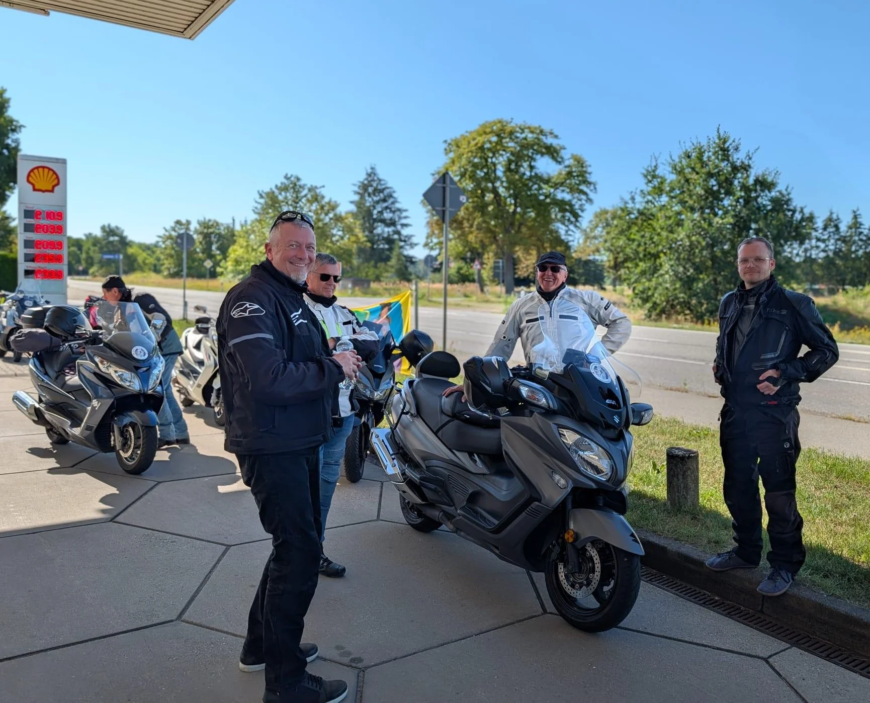 Tankpause der Motorroller