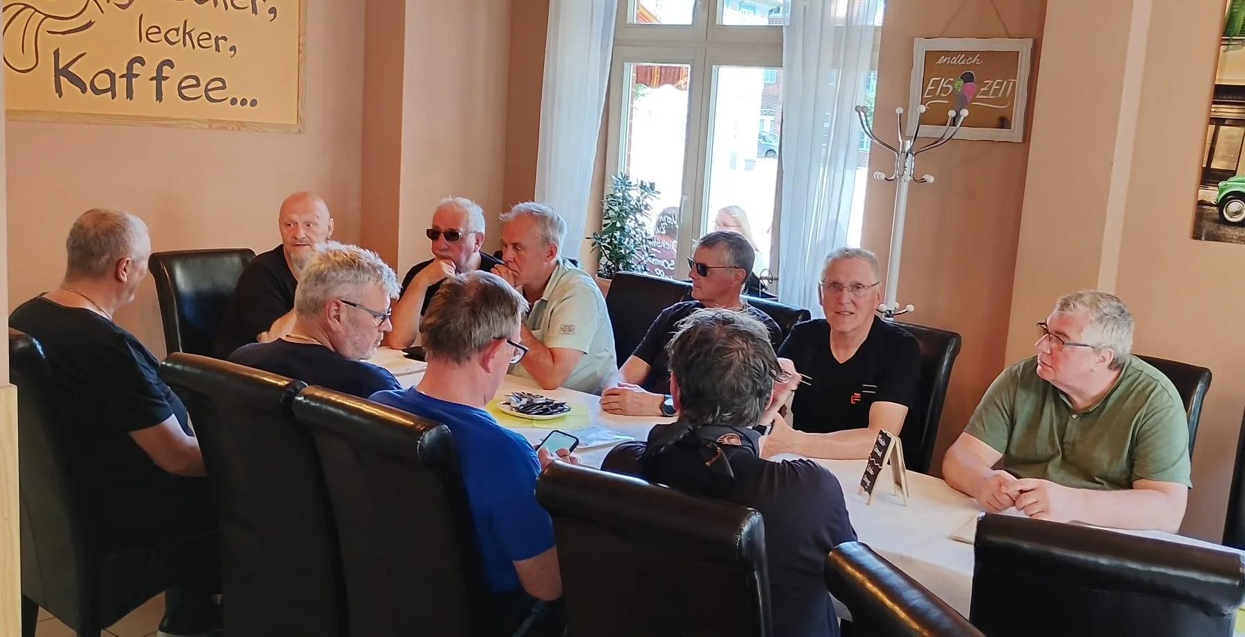 Gemeinsame Runde im Eiscafé San Marco